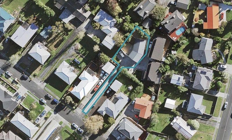 7 Oriana Avenue, Lynfield, Auckland - Carousel 1