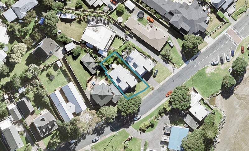 2/47 Arkles Strand, Arkles Bay, Whangaparaoa - Carousel 1
