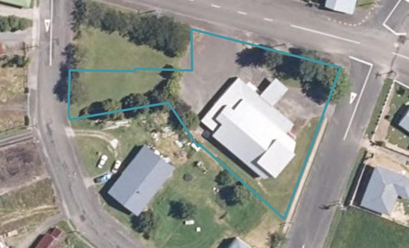 4 Haswell Street, Eketāhuna - Carousel 1
