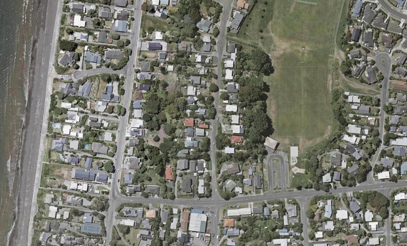 117 Renown Road, Raumati South, Paraparaumu - Carousel 1