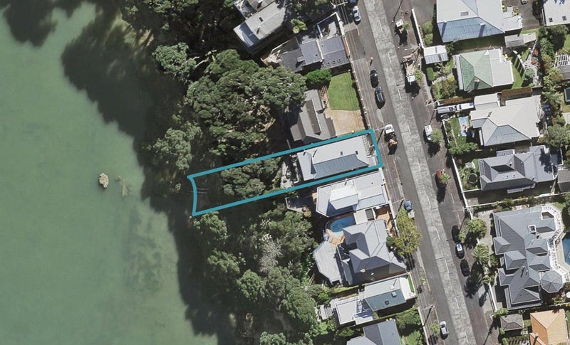 72 Queen Street, Northcote Point, Auckland - Carousel 1