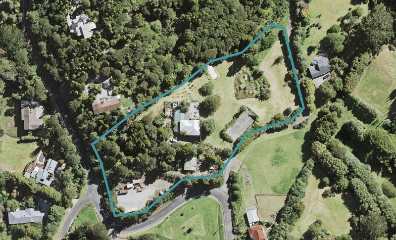 166 Carter Road, Oratia, Auckland - Carousel 1