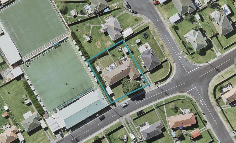 44/42 Roberts Avenue, Bayswater, Auckland - Carousel 1