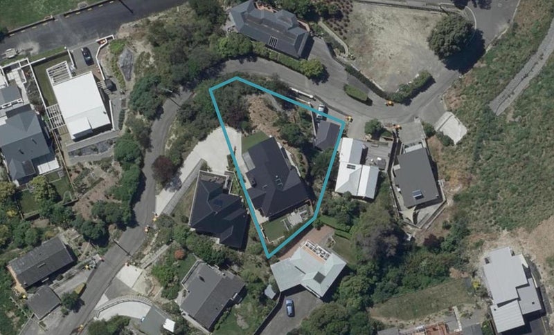 17 The Brae, Mount Pleasant, Christchurch - Carousel 1