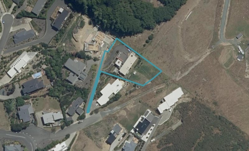 4 Young Way, Atawhai, Nelson - Carousel 1