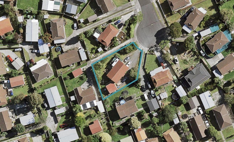 17 Bundena Place, Clendon Park, Auckland - Carousel 1