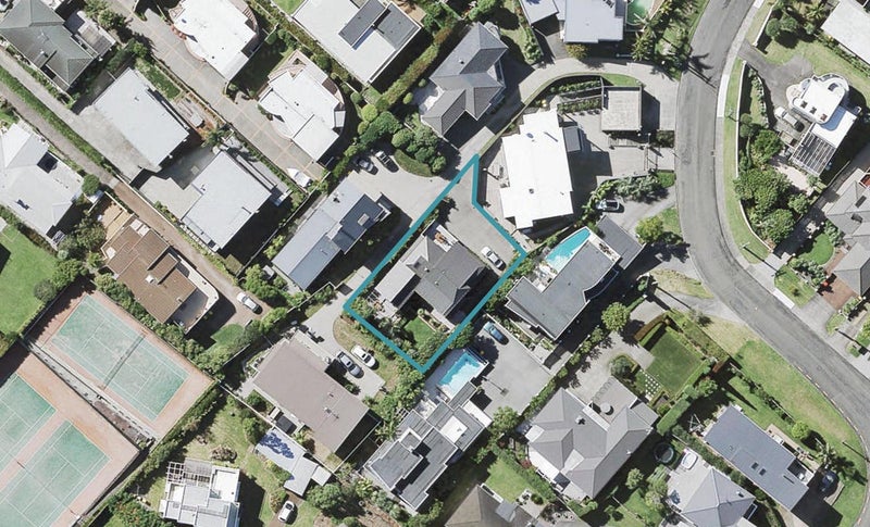 12B Eastcliffe Road, Castor Bay, Auckland - Carousel 1