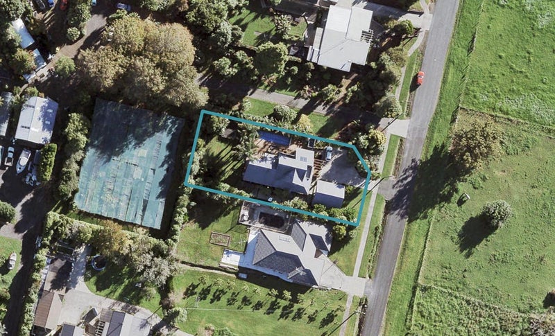 11 Kowhai Road, Whenuapai, Auckland - Carousel 1