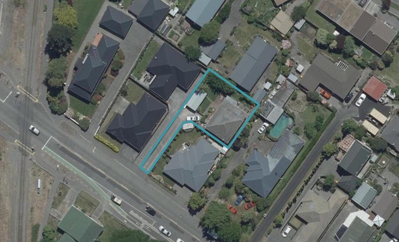 90 Sawyers Arms Road, Northcote, Christchurch - Carousel 1
