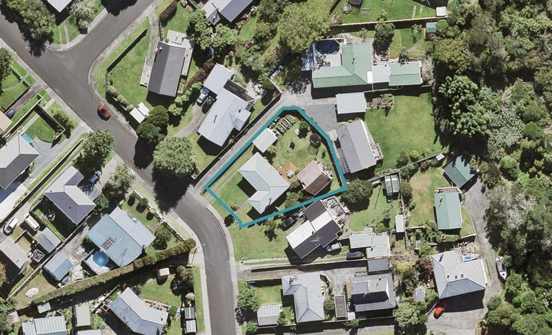 16 O'Donn Avenue, Beach Haven, Auckland - Carousel 1