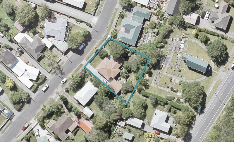 35 Peel Place, Wainuiomata, Lower Hutt - Carousel 1