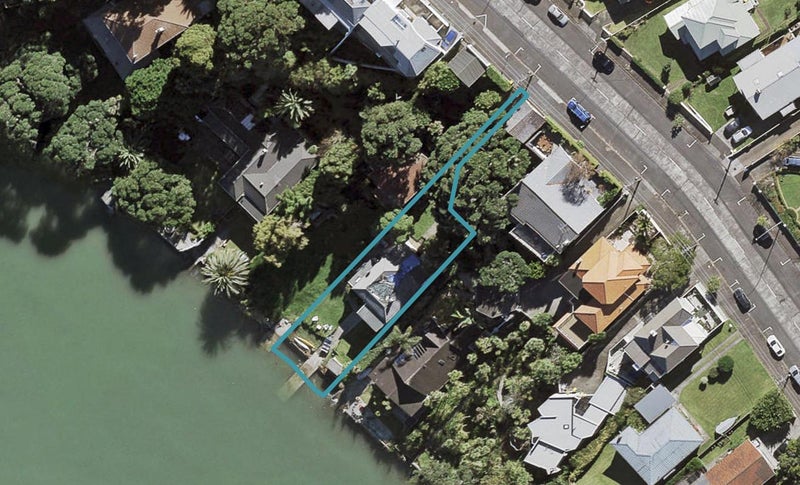 110 Queen Street, Northcote Point, Auckland - Carousel 1