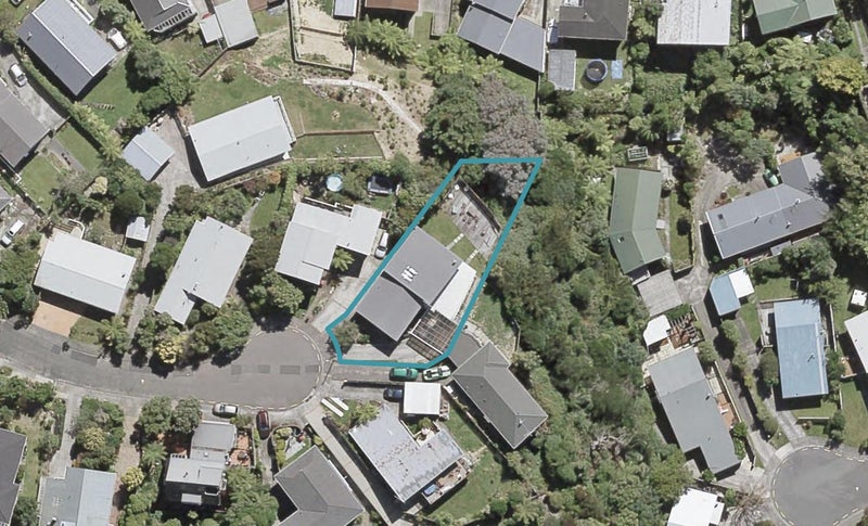 6 Fantail Grove, Belmont, Lower Hutt - Carousel 1