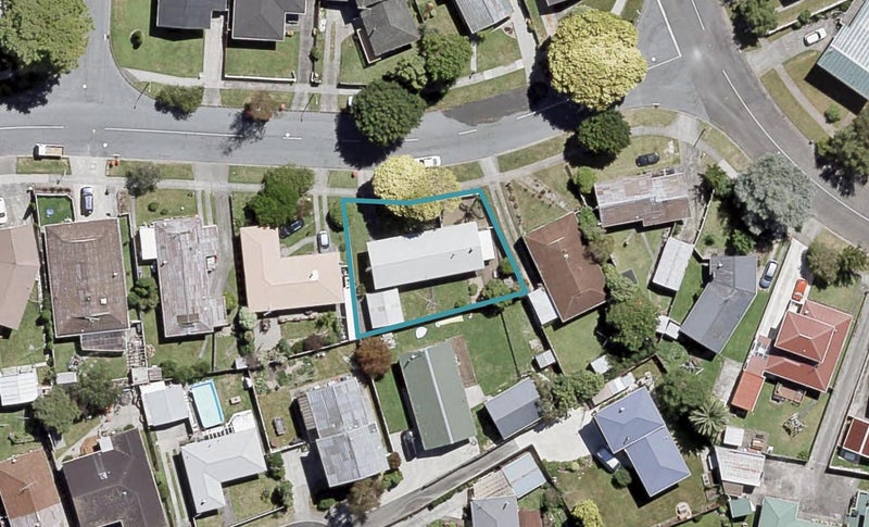 26 Montana Road, Totara Park, Upper Hutt - Carousel 1
