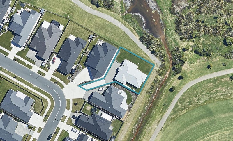 36 Drabble Crescent, Papamoa Beach, Papamoa - Carousel 1