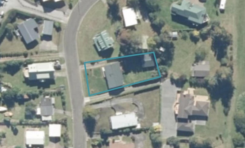 21 Angela Place, Taupo - Carousel 1