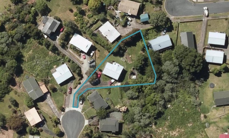 14 Dudley Place, Raumanga, Whangarei - Carousel 1