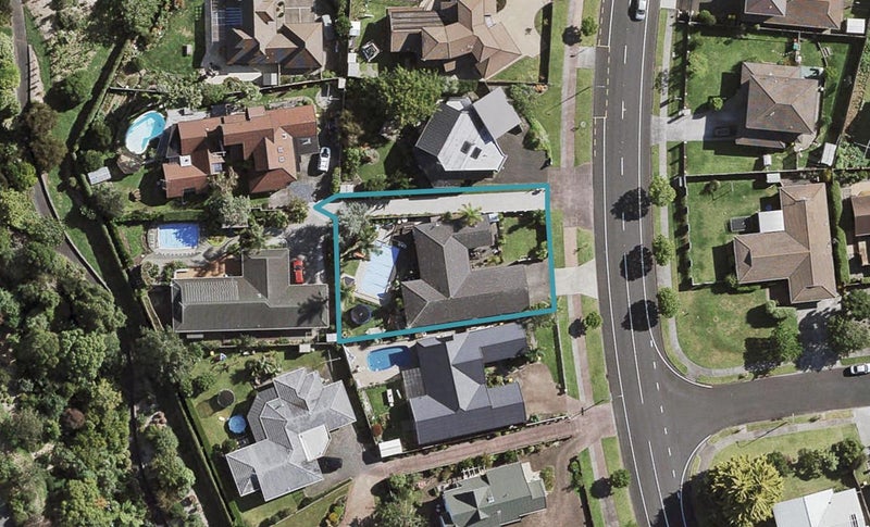 42 Charles Prevost Drive, The Gardens, Auckland - Carousel 1