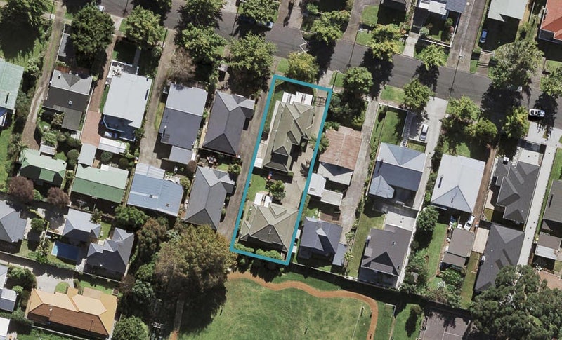 14A Beckenham Avenue, Royal Oak, Auckland - Carousel 1