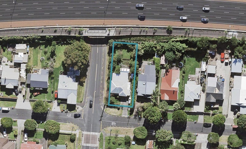 21 Levonia Street, Morningside, Auckland - Carousel 1