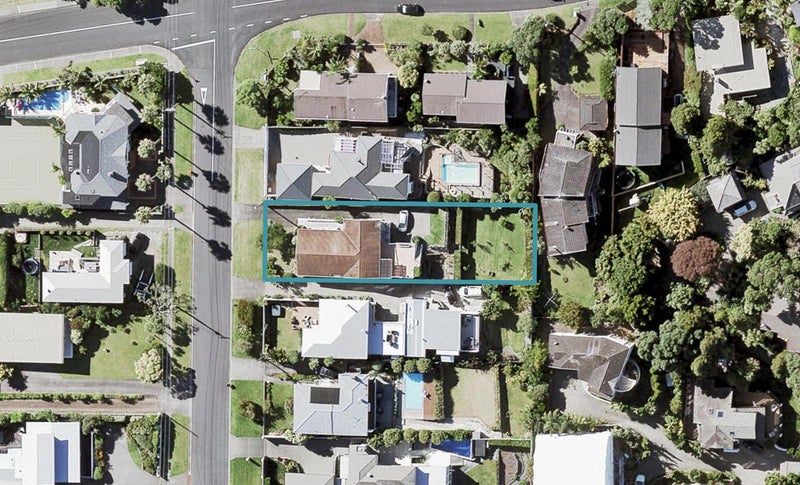 69 Gulf View Road, Murrays Bay, Auckland - Carousel 1