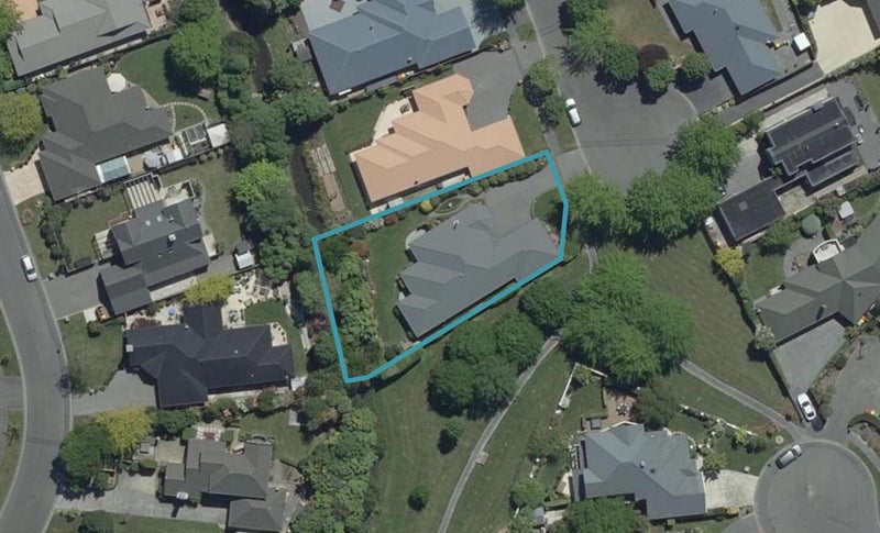 32 Creedon Glen, Casebrook, Christchurch - Carousel 1