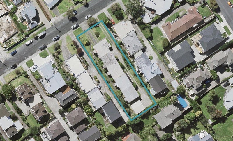 1/6 Hart Road, Hauraki, Auckland - Carousel 1