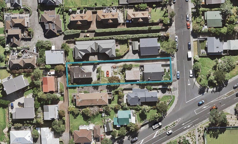 3/12 Mahara Avenue, Birkenhead, Auckland - Carousel 1