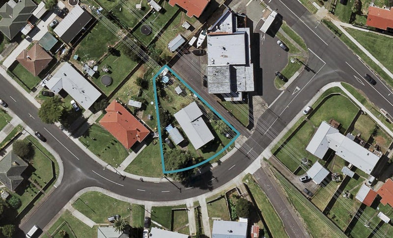 56 Everitt Road, Otara, Auckland - Carousel 1
