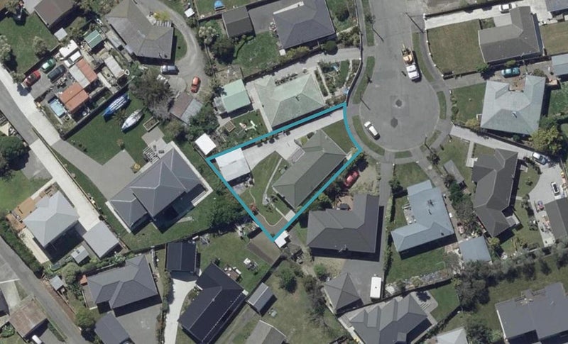10 Cromer Place, New Brighton, Christchurch - Carousel 1