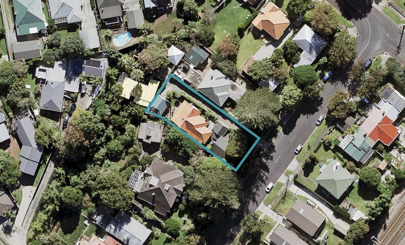 64A Seaview Terrace, Mount Albert, Auckland - Carousel 1