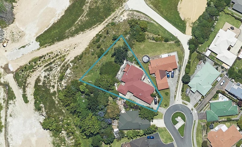 105 Stableford Drive, Pyes Pa, Tauranga - Carousel 1