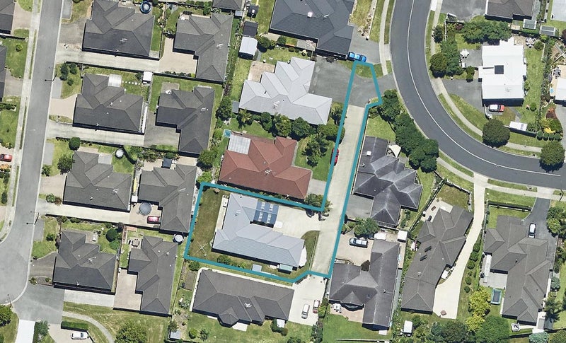 18 Merriman Place, Pyes Pa, Tauranga - Carousel 1