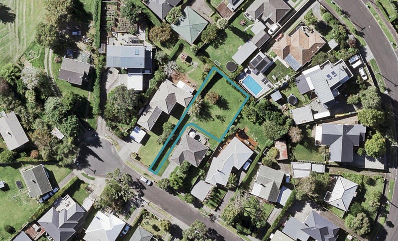 7A Bromley Place, Glen Innes, Auckland - Carousel 1