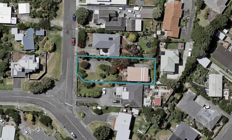 139 Seaview Road, Paraparaumu Beach, Paraparaumu - Carousel 1