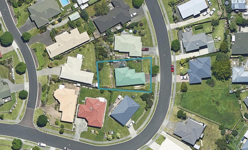 74 Sapphire Drive, Hairini, Tauranga - Carousel 1