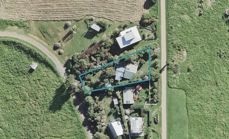 6 Woody Bay Road, Rakino Island, Auckland - Carousel 1