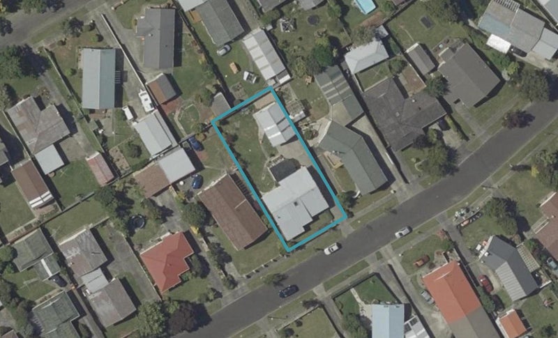 39 Geraldine Crescent, Cloverlea, Palmerston North - Carousel 1