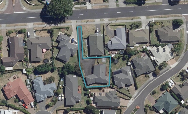 128 Rototuna Road, Rototuna, Hamilton - Carousel 1