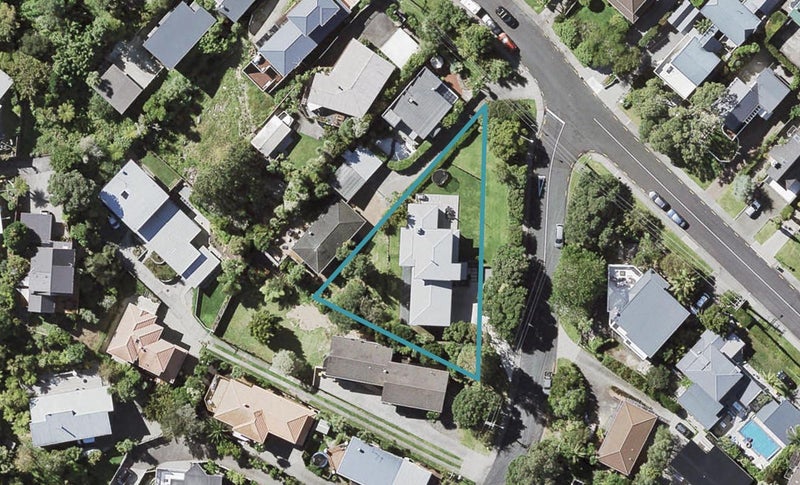 78 Heathcote Road, Castor Bay, Auckland - Carousel 1