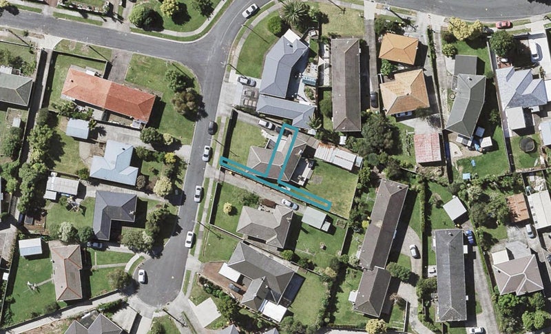 4/46 Dale Crescent, Pakuranga, Auckland - Carousel 1