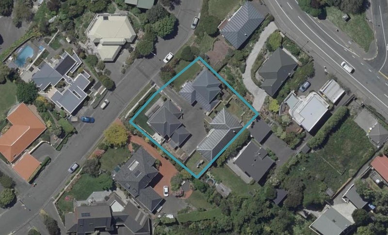 2/3 Kiteroa Place, Cashmere, Christchurch - Carousel 1