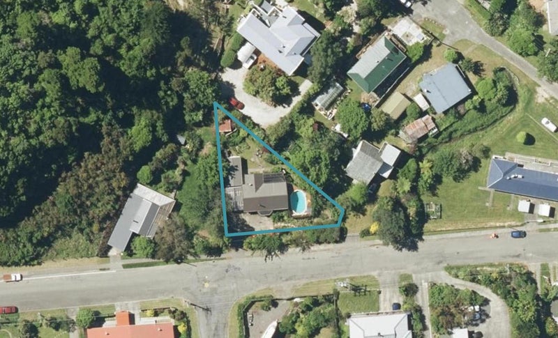 25 Buller Street, Picton - Carousel 1