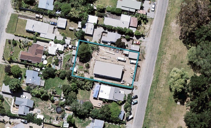 16 Ferry Road, Woodend Beach, Kaiapoi - Carousel 1
