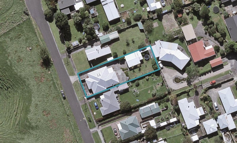 43 Davies Road, Hurdon, New Plymouth - Carousel 1