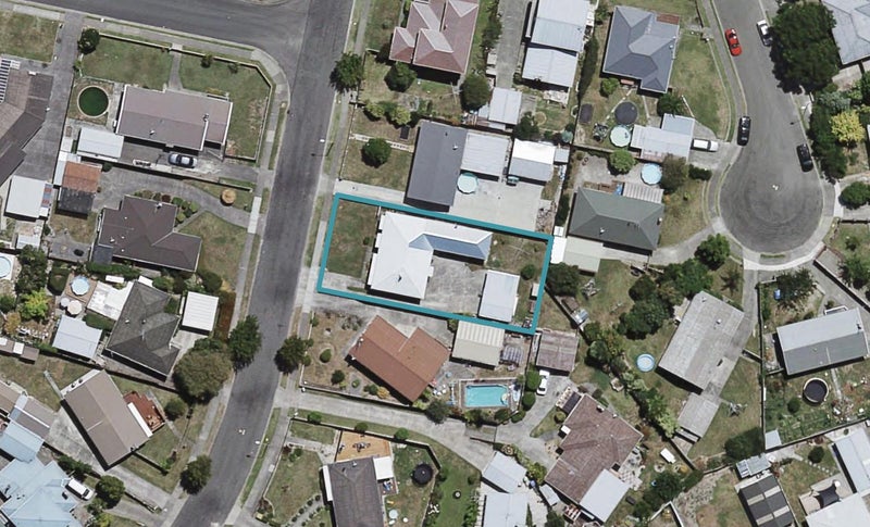 24 McGregor Avenue, Pirimai, Napier - Carousel 1
