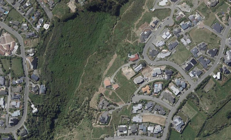5 John Monck Lane, Redcliffs, Christchurch - Carousel 1