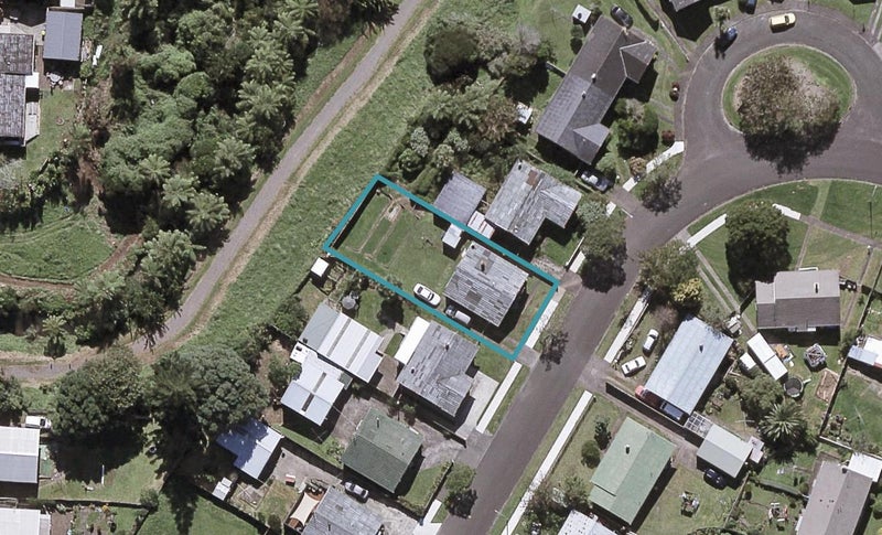 16 Grenville Street, Marfell, New Plymouth - Carousel 1