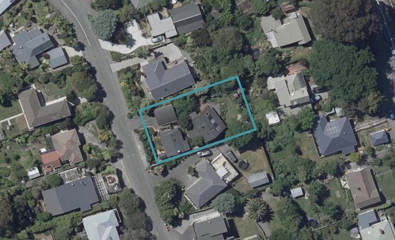 17 Flinders Road, Heathcote Valley, Christchurch - Carousel 1
