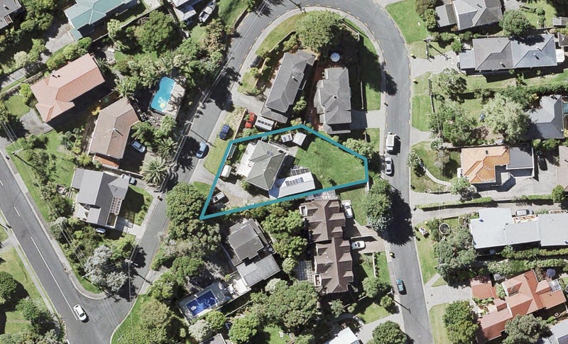 50A Seaton Road, Murrays Bay, Auckland - Carousel 1